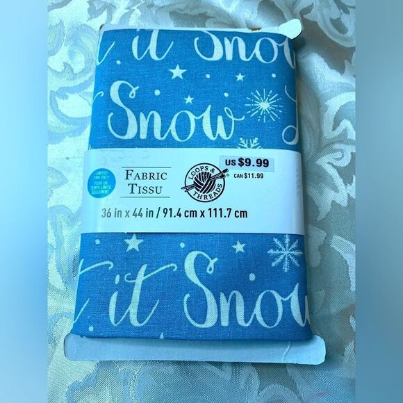 1922 - NWT Loops & Threads fabric tissu 1 yard of cotton fabric let it snow blue - Picture 1 of 8